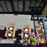 Pont Levis Boutique - 50m Cite Remparts Отель 4*