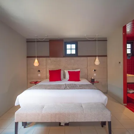 Hotel Pont Levis - Franck Putelat 4*