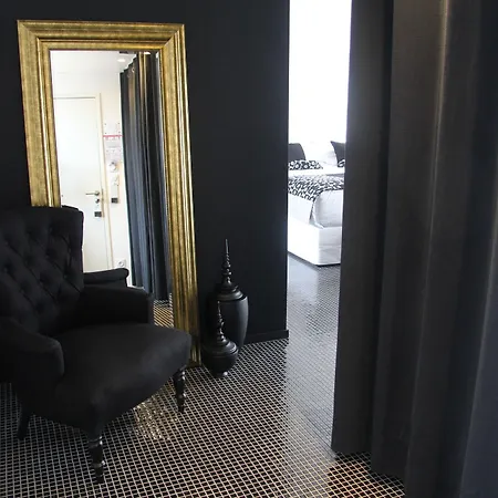 Pont Levis - Franck Putelat Hotel 4*