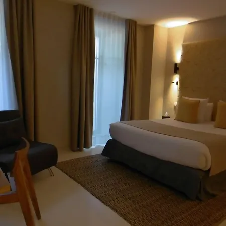 Pont Levis - Franck Putelat Hotel