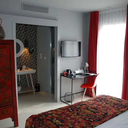 Pont Levis Boutique - 50m Cite Remparts 4*