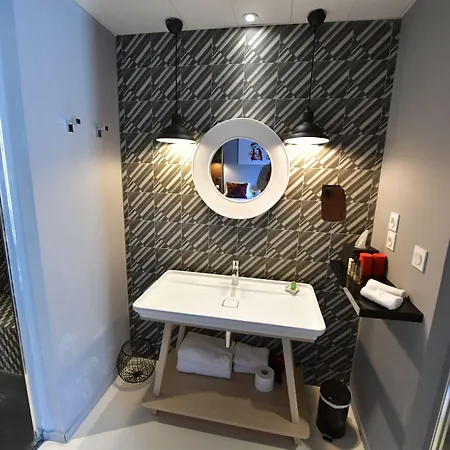Pont Levis Boutique - 50m Cité Remparts Hotel