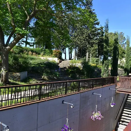 Pont Levis - Franck Putelat Hotel