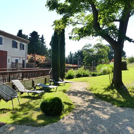 Pont Levis Boutique - 50m Cite Remparts