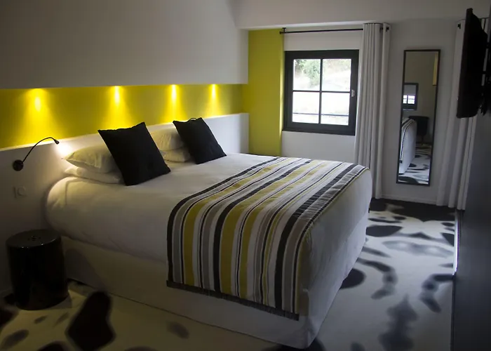 Pont Levis - Franck Putelat Hotel