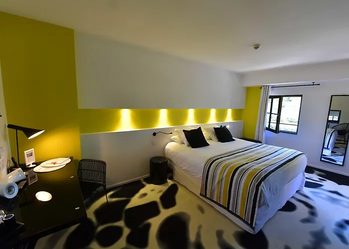 Pont Levis - Franck Putelat Hotel