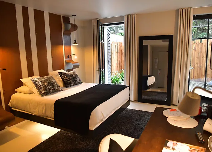 Pont Levis - Franck Putelat Hotel 4*