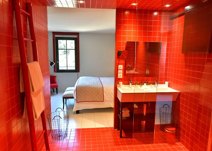 Hotel Pont Levis - Franck Putelat 4*