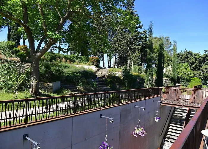 Pont Levis - Franck Putelat Hotel